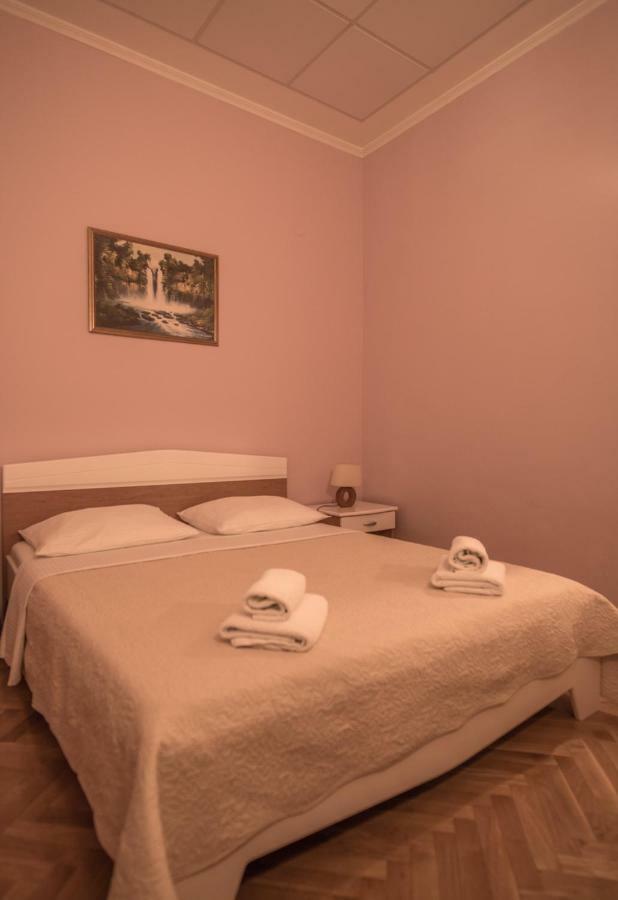 Hotel Park Drniš Eksteriør billede